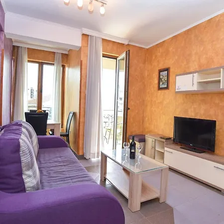 Apartment Lux M Budva