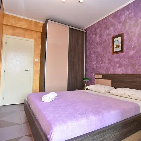 Lux M Apartment Budva